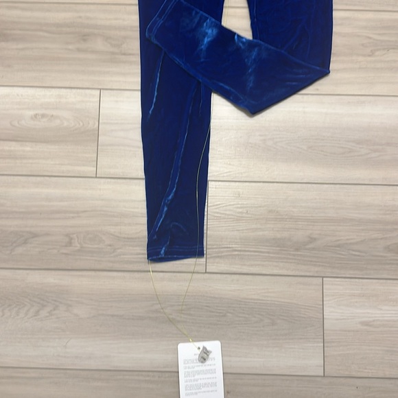 *AUTHENTIC and NEVER WORN* Tom Ford Velvet Leggings/Pants Size Large - Picture 5 of 6
